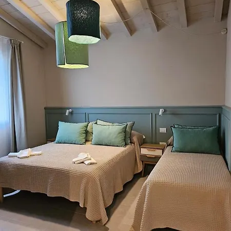 Nyaraló Padre Relais Di Campagna Collemezzano